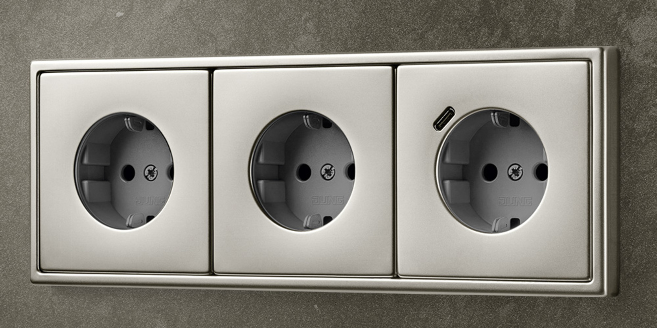 SCHUKO® Steckdosen mit USB bei Thomas Kellner und Bernd Schwendner GbR in Heroldsberg
